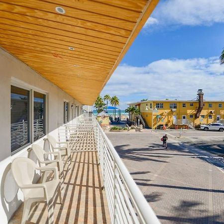 Fantastic 1 Bedroom With Pool Steps From The Beach #43 Hollywood Exterior photo