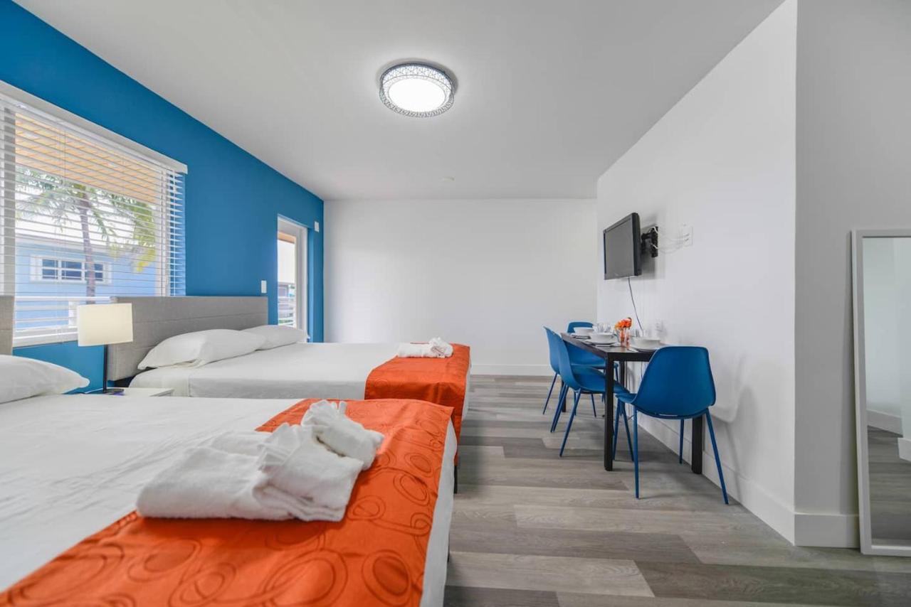 Fantastic 1 Bedroom With Pool Steps From The Beach #43 Hollywood Exterior photo