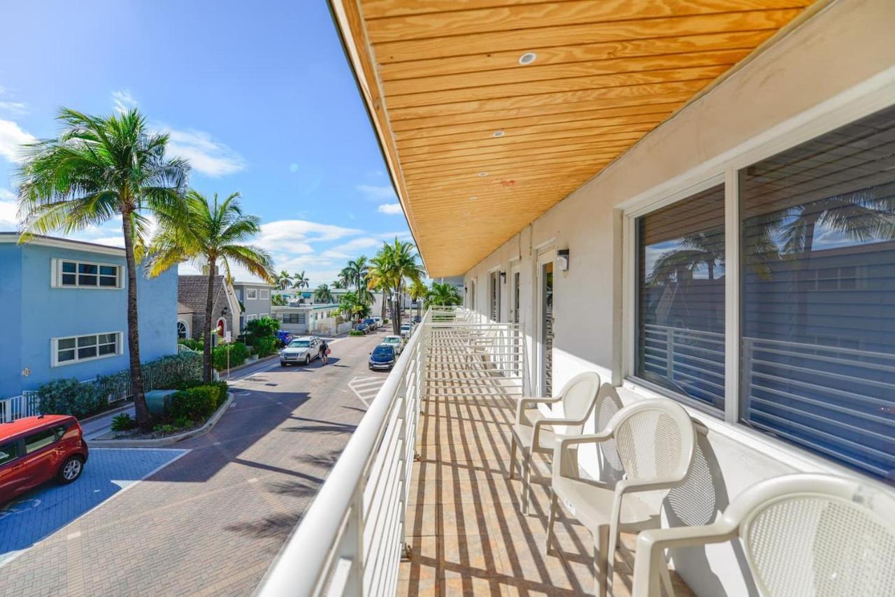 Fantastic 1 Bedroom With Pool Steps From The Beach #43 Hollywood Exterior photo