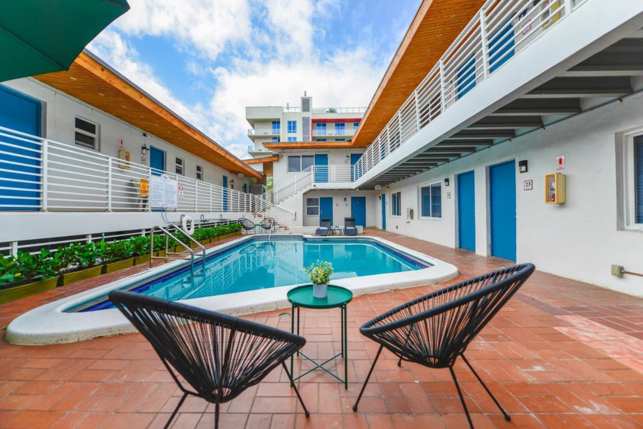 Fantastic 1 Bedroom With Pool Steps From The Beach #43 Hollywood Exterior photo